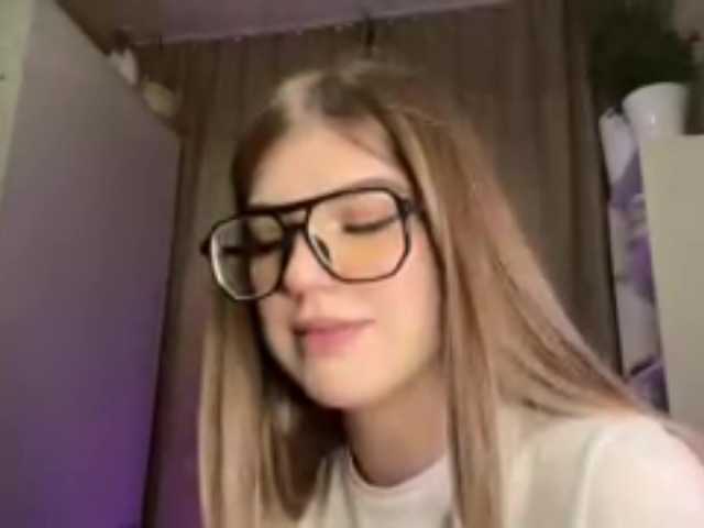 KathieBanister live webcam show