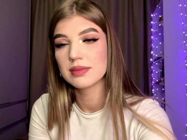 KathieBanister live cam on BongaCams