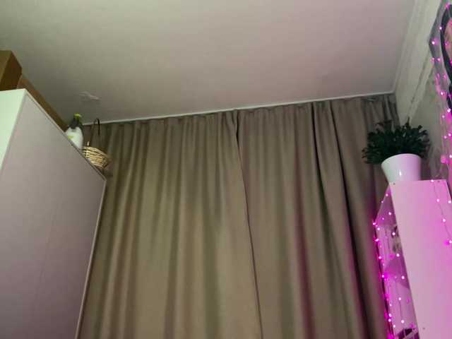 KathieBanister live cam on BongaCams