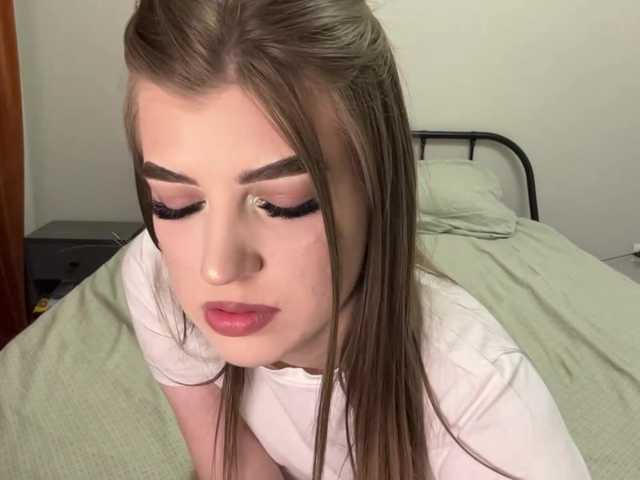 KathieBanister live cam on BongaCams