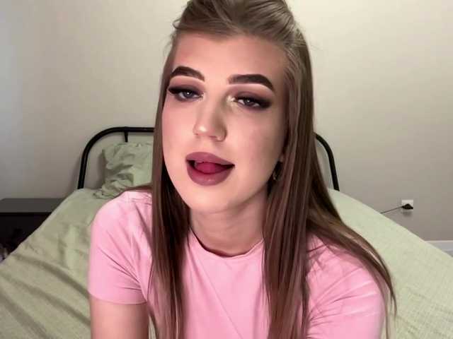 KathieBanister live cam on BongaCams