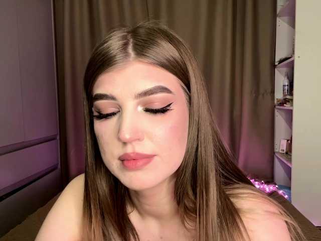 KathieBanister live cam on BongaCams