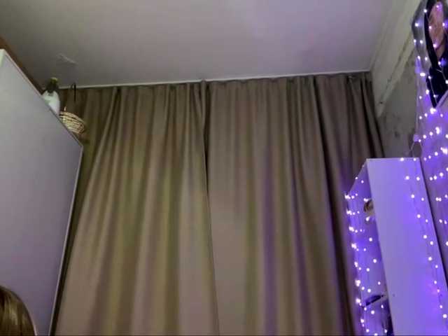 KathieBanister live cam on BongaCams