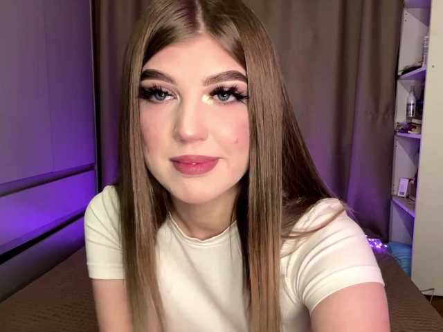 KathieBanister live cam on BongaCams