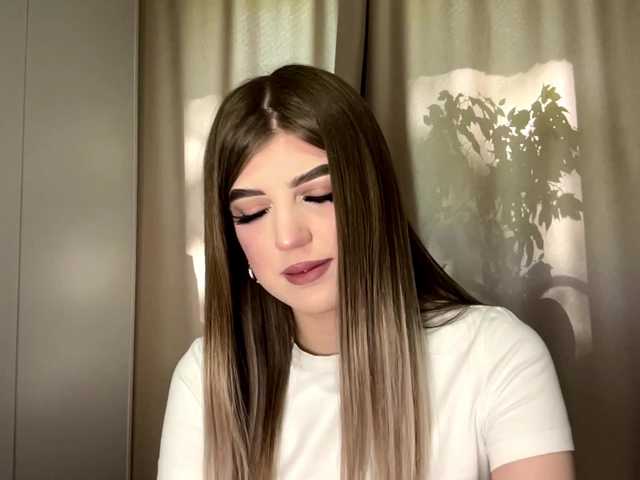KathieBanister live cam on BongaCams