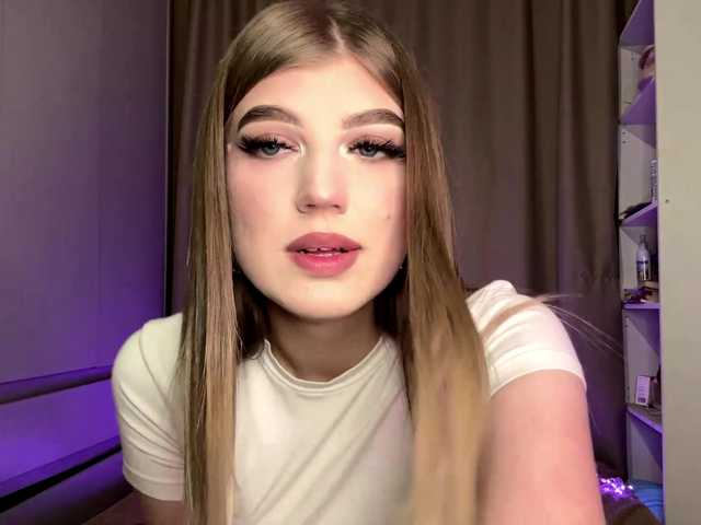 KathieBanister live cam on BongaCams