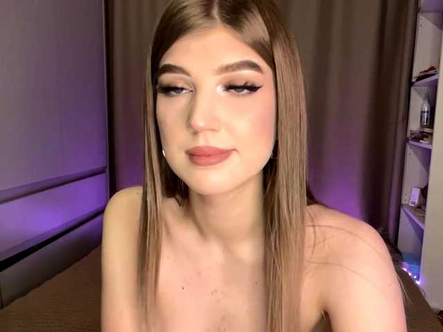 KathieBanister live cam on BongaCams