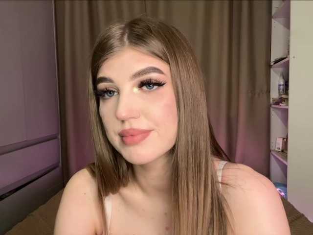 KathieBanister live cam on BongaCams