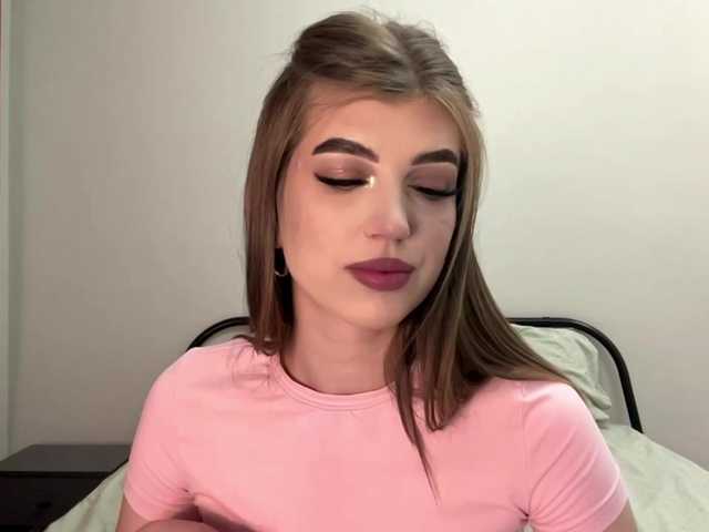 KathieBanister live cam on BongaCams