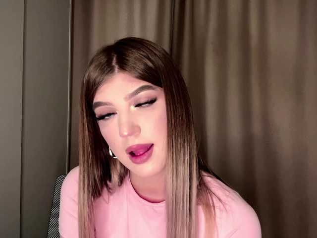 KathieBanister live cam on BongaCams