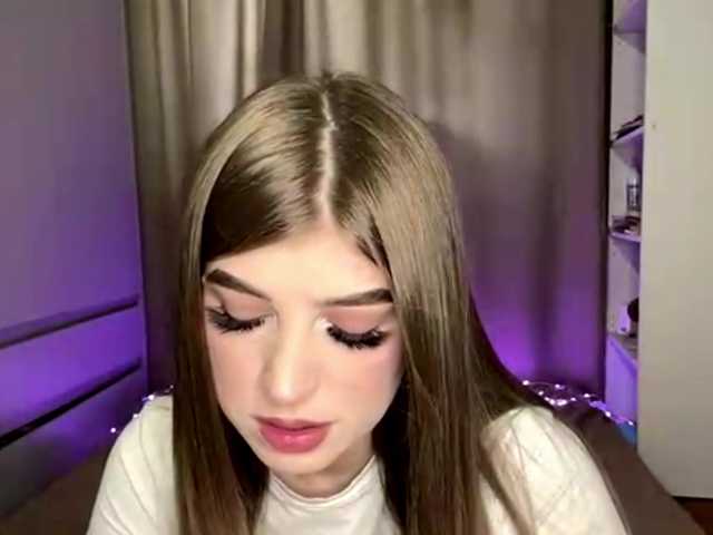 KathieBanister live cam on BongaCams