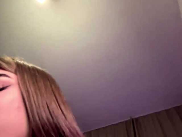 KathieBanister live cam on BongaCams