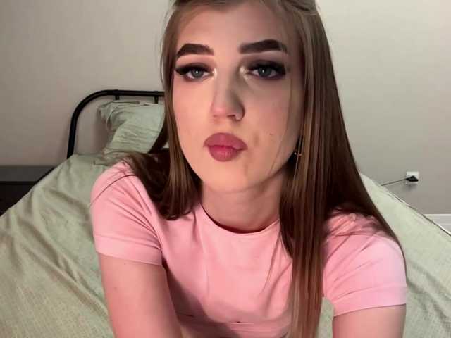 KathieBanister live cam on BongaCams