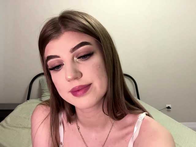 KathieBanister live cam on BongaCams