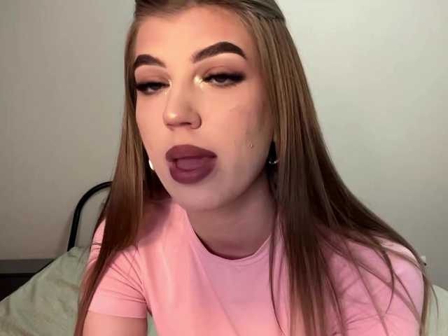 KathieBanister live cam on BongaCams