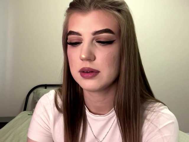 KathieBanister live cam on BongaCams
