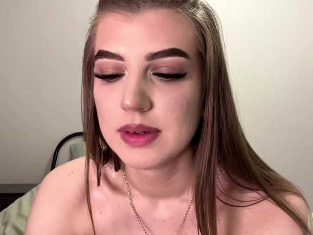 KathieBanister live cam on BongaCams