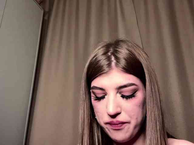 KathieBanister Sex Cam Show