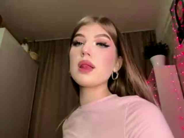 KathieBanister webcam