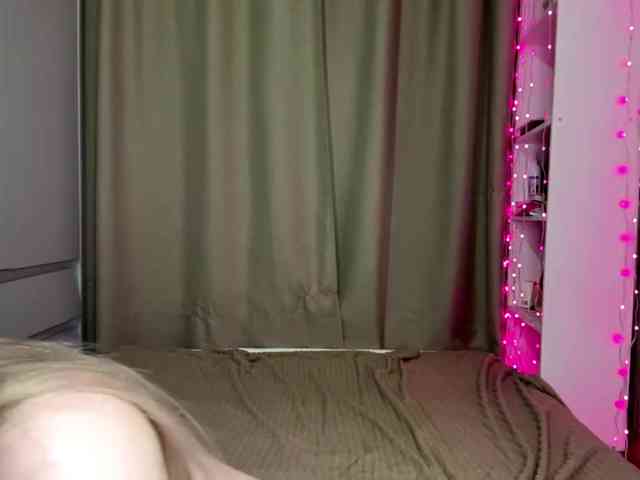 KathieBanister webcam
