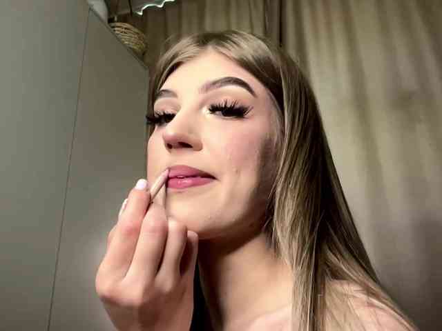 KathieBanister webcam