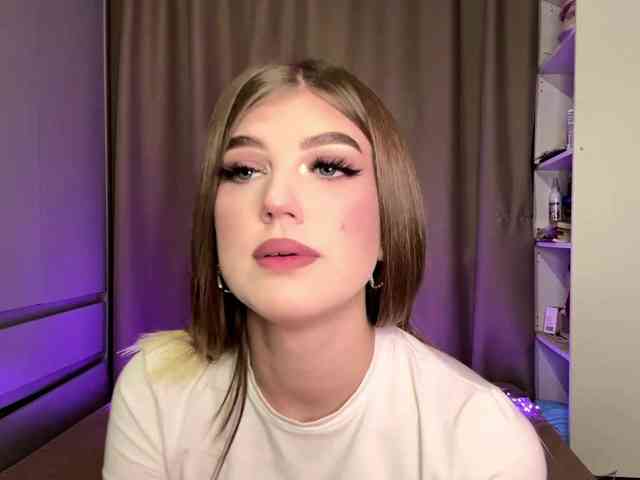 KathieBanister webcam