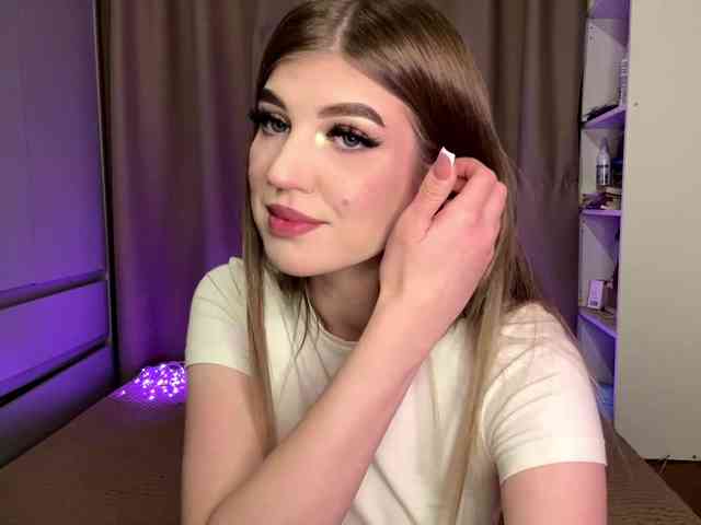 KathieBanister webcam