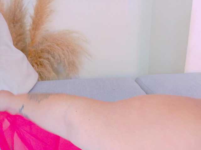 LILYBLAIR live cam