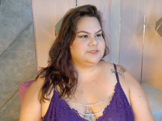 LILYBLAIR live cam preview