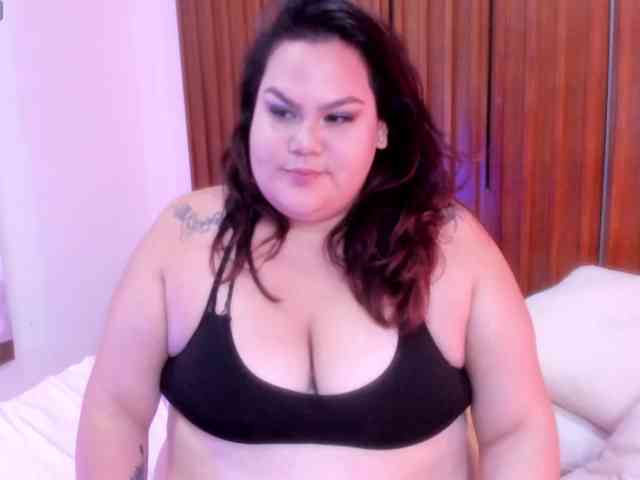 LILYBLAIR webcam