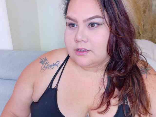 LILYBLAIR webcam