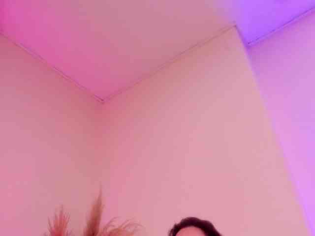 LILYBLAIR webcam