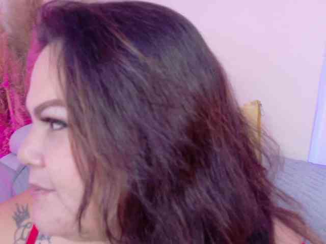 LILYBLAIR webcam