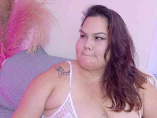 LILYBLAIR webcam