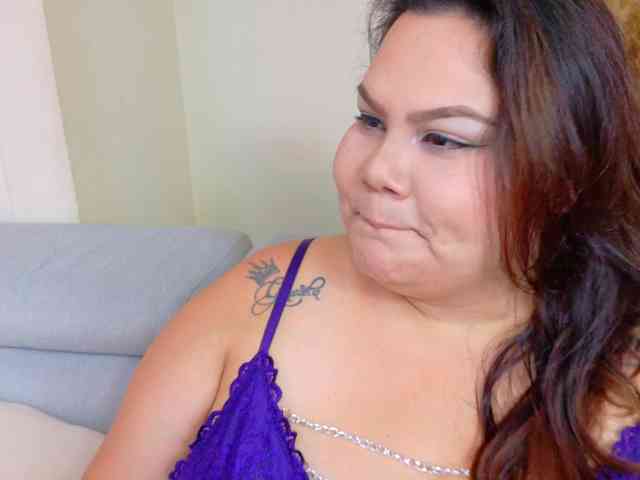 LILYBLAIR webcam
