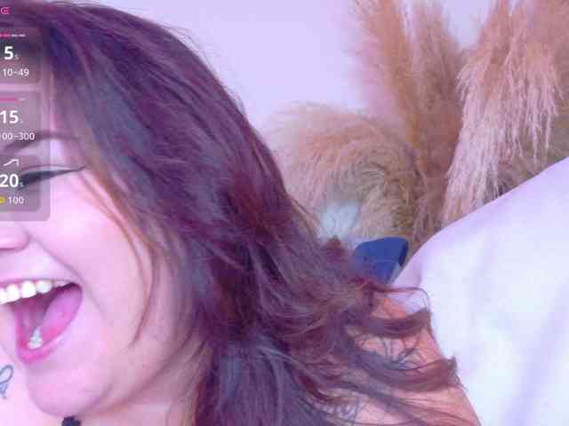 LILYBLAIR webcam