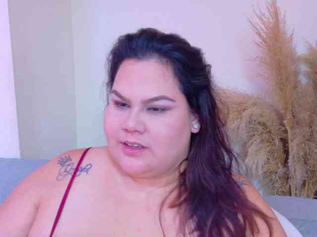 LILYBLAIR webcam