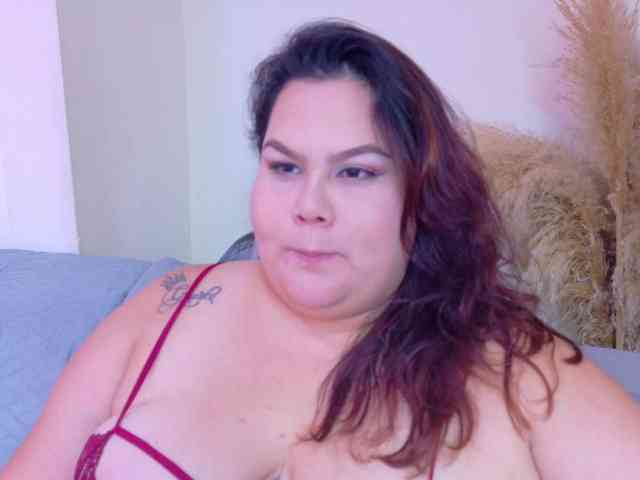 LILYBLAIR webcam