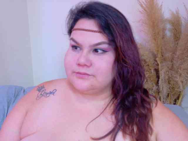 LILYBLAIR webcam