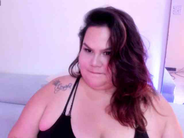 LILYBLAIR webcam