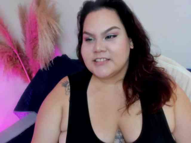 LILYBLAIR webcam