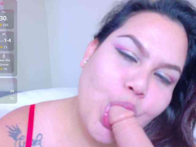 LILYBLAIR webcam