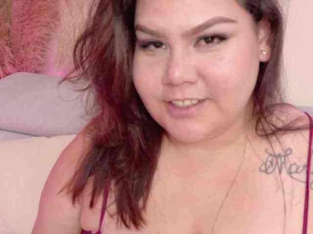 LILYBLAIR webcam