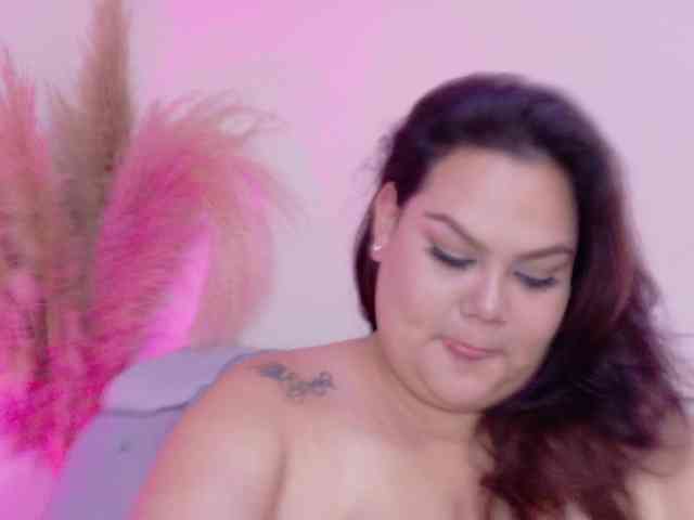 LILYBLAIR webcam