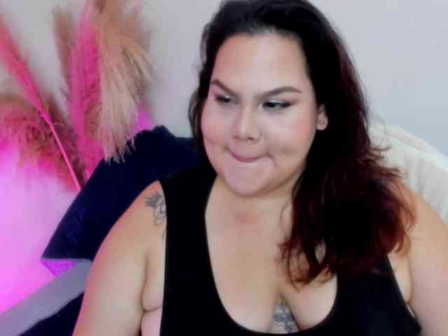 LILYBLAIR webcam