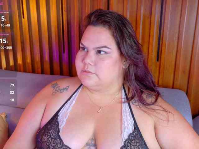 LILYBLAIR webcam