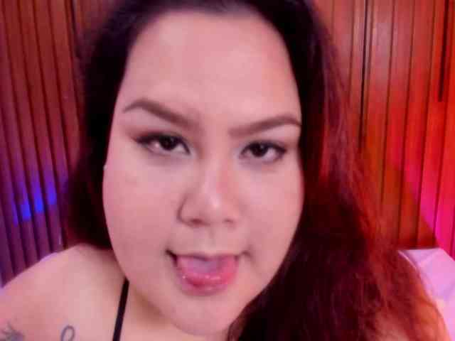 LILYBLAIR webcam