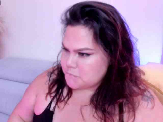 LILYBLAIR webcam