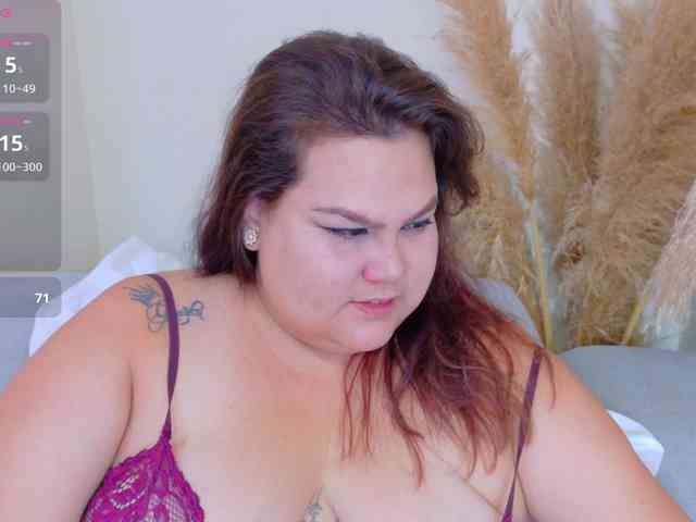 LILYBLAIR webcam