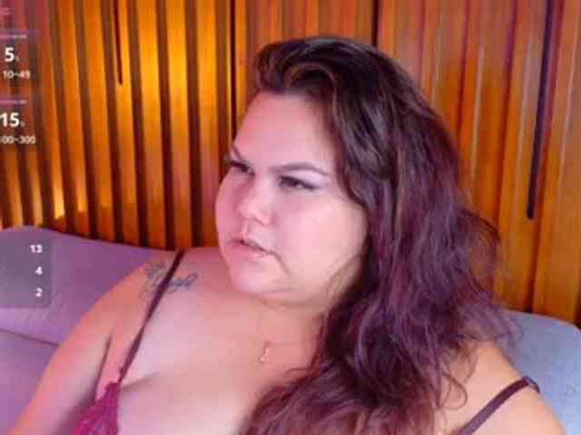 LILYBLAIR webcam